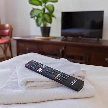 Gaestezimmer I Einzelzimmer Mit Gemeinschaftsbad Und Gemeinschaftskueche