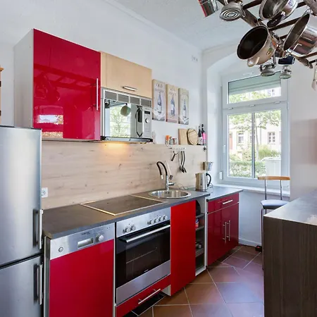 Gaestezimmer I Einzelzimmer Mit Gemeinschaftsbad Und Gemeinschaftskueche Chemnitz