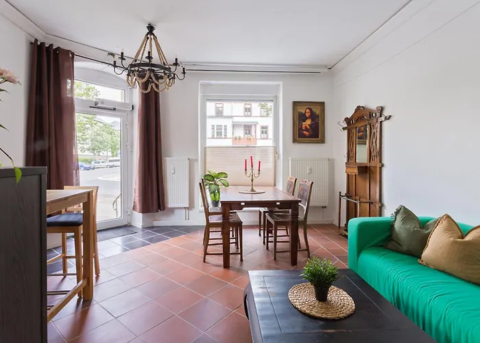 Gaestezimmer I Einzelzimmer Mit Gemeinschaftsbad Und Gemeinschaftskueche Pansiyon *